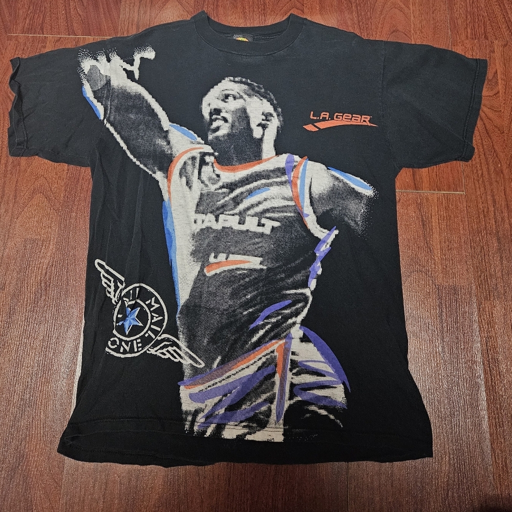 Vintage L.A. Gear Karl Malone Black and Blue Graphic Tee